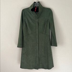 Like New! IC Collection Suede Green Long Sleeve Coat Pockets in Size M
